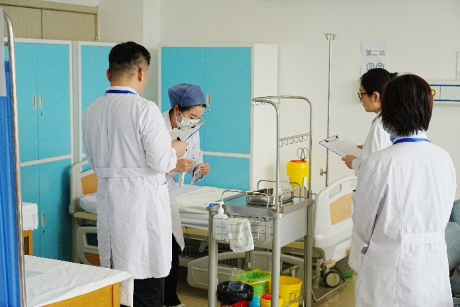 免费成人直播