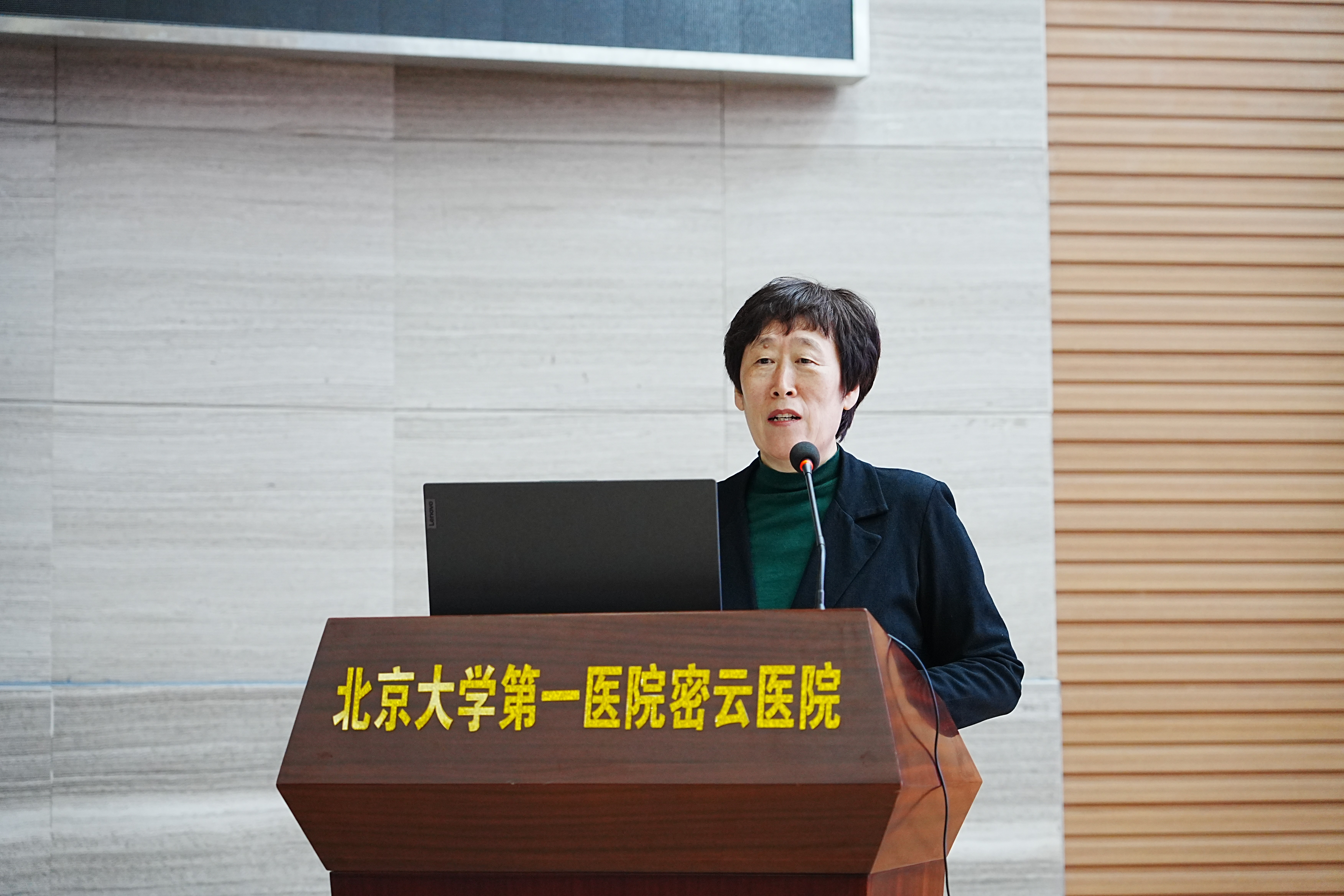 免费成人直播
